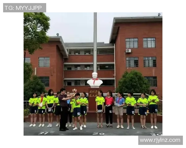 军歌响亮，拳脚生风！广州荔湾红棉老兵与青少年为十五运添彩